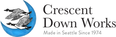 Logo de Crescent Down Clothing