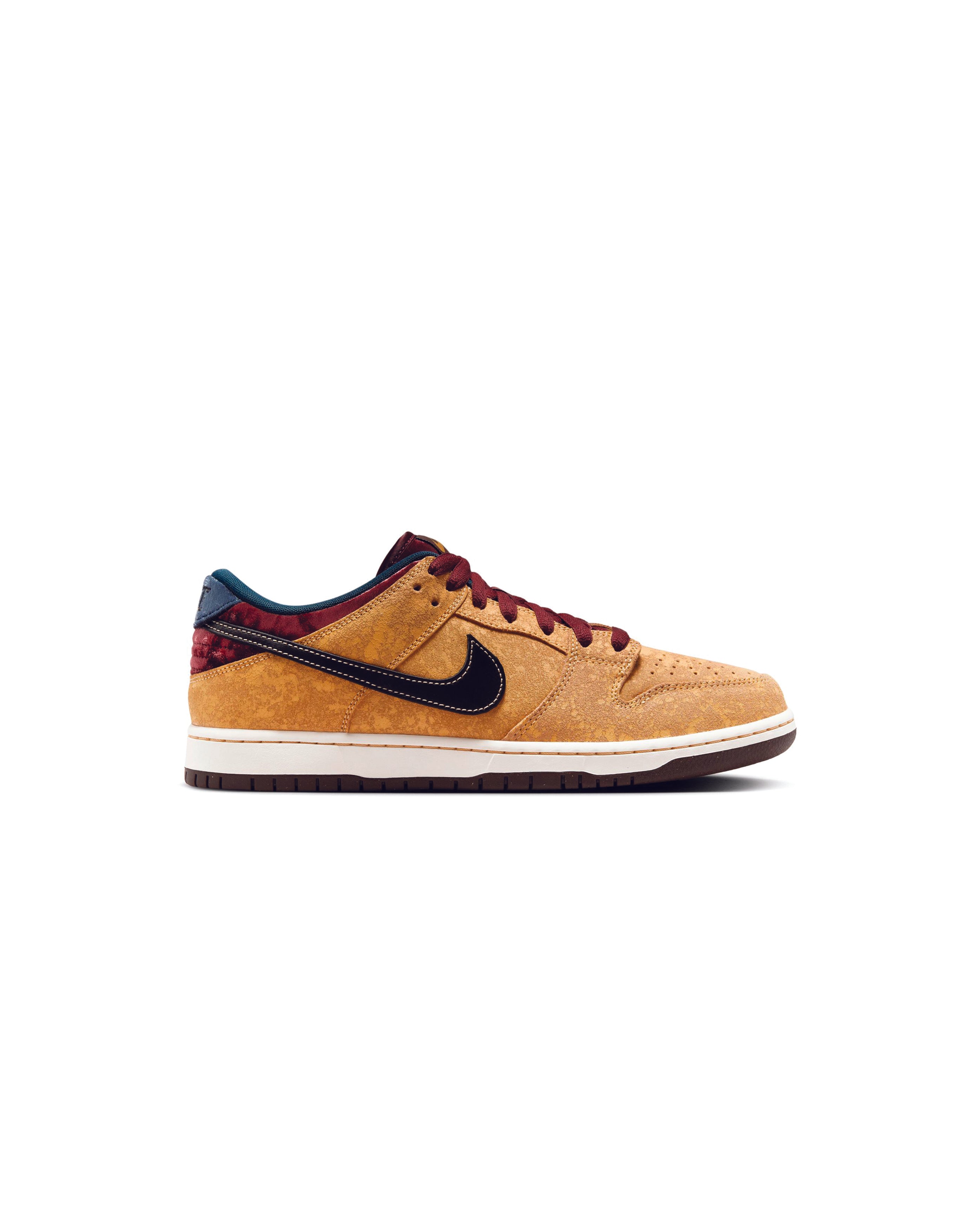 Nike SB Dunk Low Pro Celestial Gold FZ1278 200 Starcow Paris